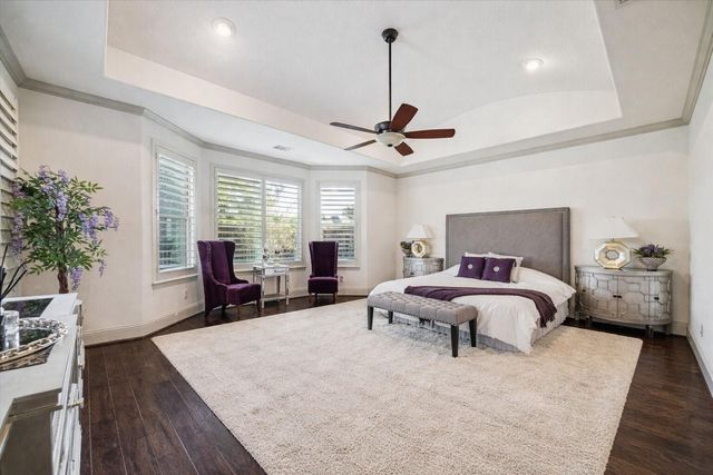 6007 Abercombie Lane, Sugar Land, TX 77479