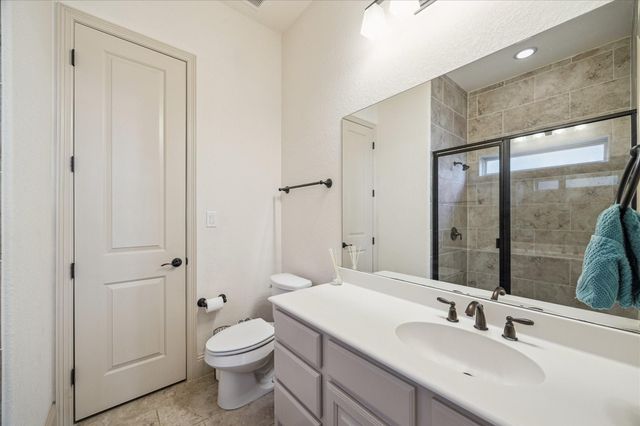 6007 Abercombie Lane, Sugar Land, TX 77479