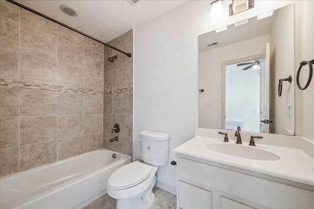 6007 Abercombie Lane, Sugar Land, TX 77479