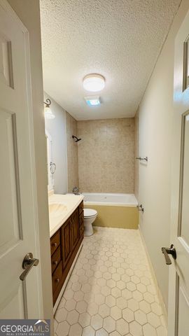 2203 Joyce Court, Vidalia, GA 30474