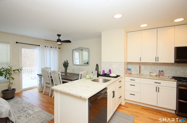 304 Sienna Drive 304, Danbury, CT 06810