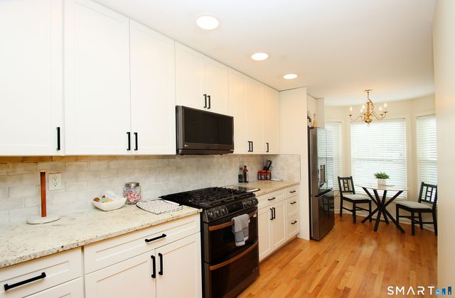 304 Sienna Drive 304, Danbury, CT 06810