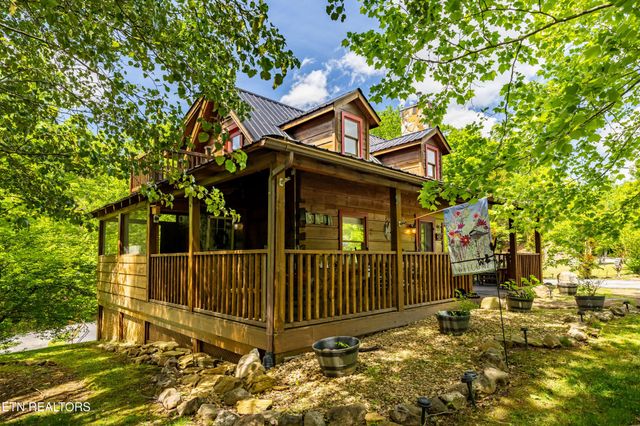 1017 Walini Way, Sevierville, TN 37876
