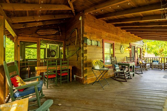 1017 Walini Way, Sevierville, TN 37876