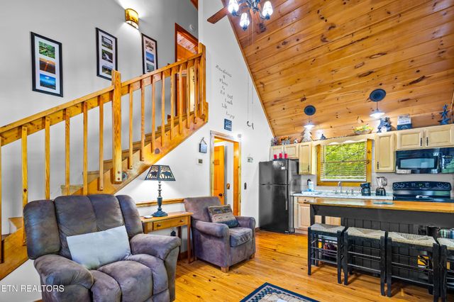 1017 Walini Way, Sevierville, TN 37876