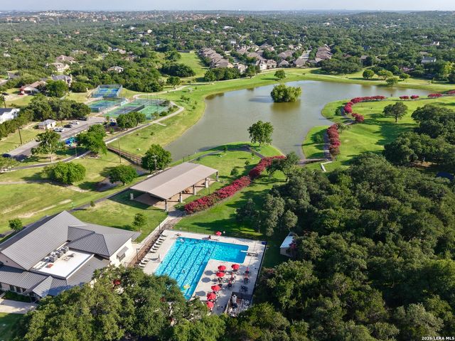 910 Silent Hollow, San Antonio, TX 78260