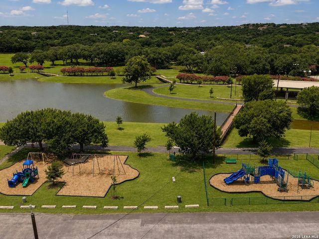 910 Silent Hollow, San Antonio, TX 78260