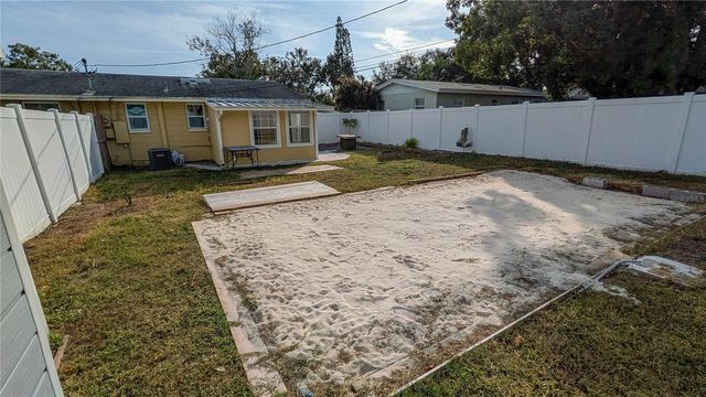 11301 110TH TERRACE, Largo, FL 33778