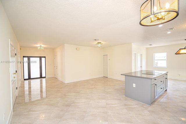 2810 SW 114th Avenue, Miami, FL 33165