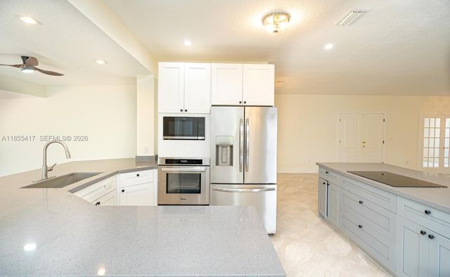 2810 SW 114th Avenue, Miami, FL 33165