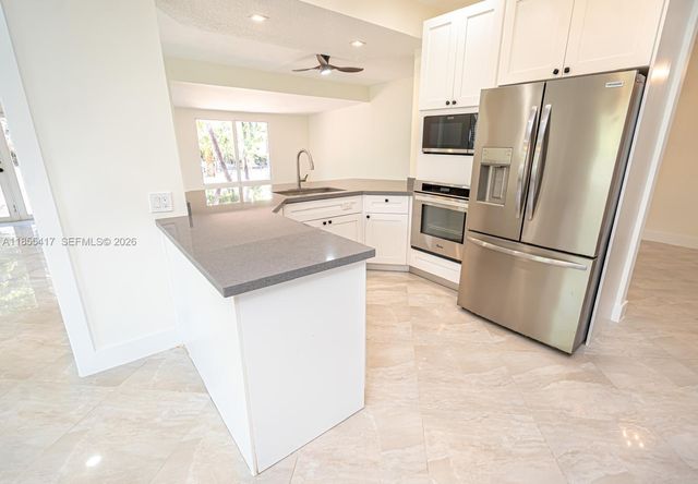 2810 SW 114th Avenue, Miami, FL 33165