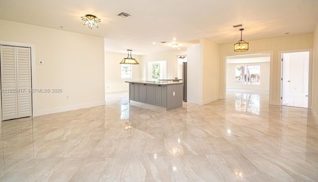2810 SW 114th Avenue, Miami, FL 33165