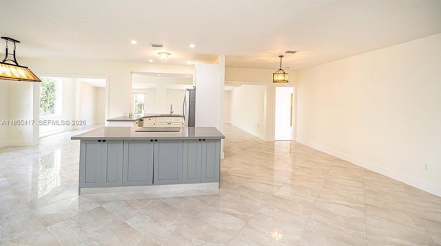 2810 SW 114th Avenue, Miami, FL 33165