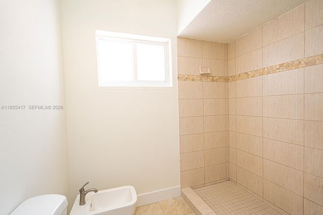 2810 SW 114th Avenue, Miami, FL 33165
