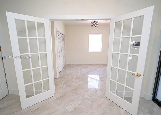 2810 SW 114th Avenue, Miami, FL 33165