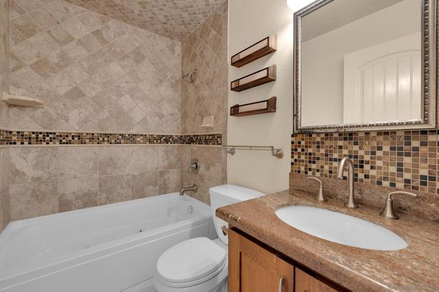 9861 Mission Greens Ct 1, Santee, CA 92071