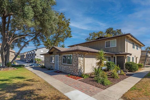 9861 Mission Greens Ct 1, Santee, CA 92071