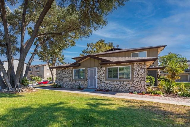 9861 Mission Greens Ct 1, Santee, CA 92071