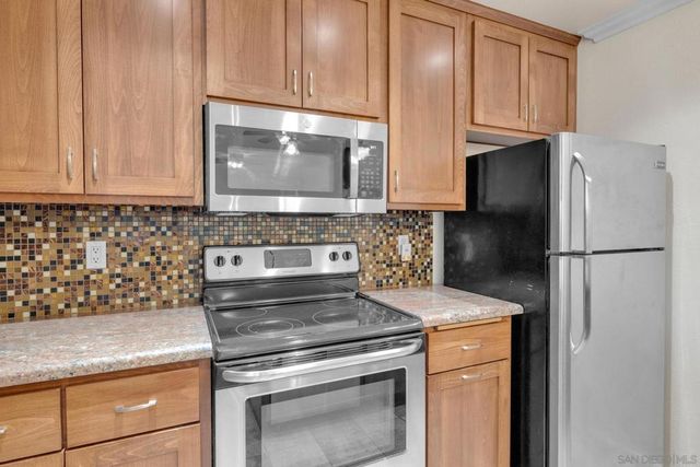 9861 Mission Greens Ct 1, Santee, CA 92071