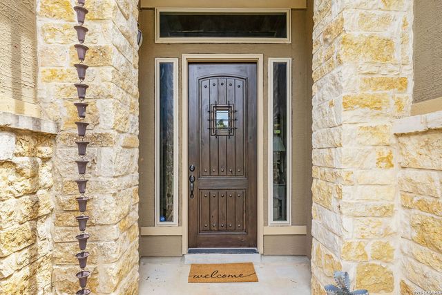 965 Woodland Oaks, New Braunfels, TX 78132