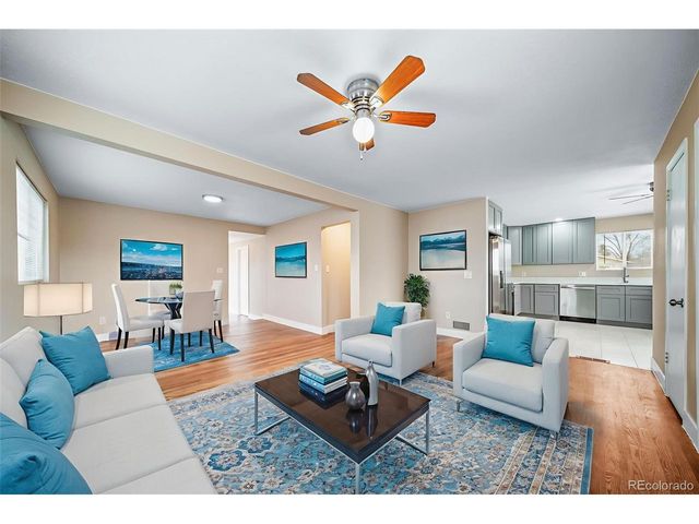 845 Macon St, Aurora, CO 80010