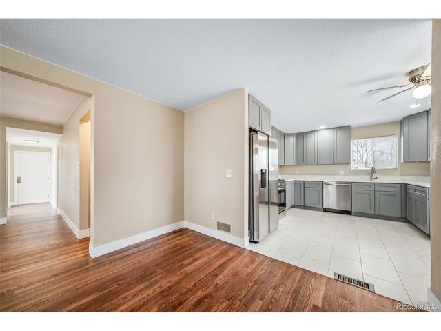 845 Macon St, Aurora, CO 80010