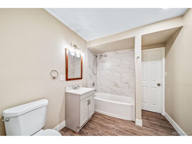 845 Macon St, Aurora, CO 80010