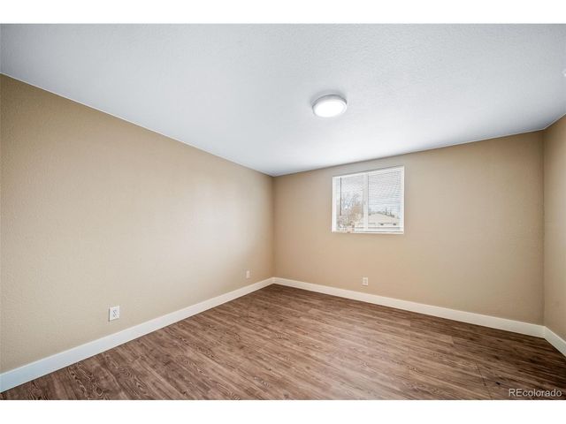 845 Macon St, Aurora, CO 80010