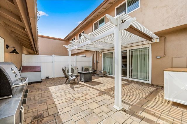 10543 Carrotwood Way, Stanton, CA 90680