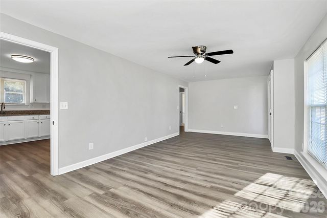 2429 Marlowe Avenue, Charlotte, NC 28208