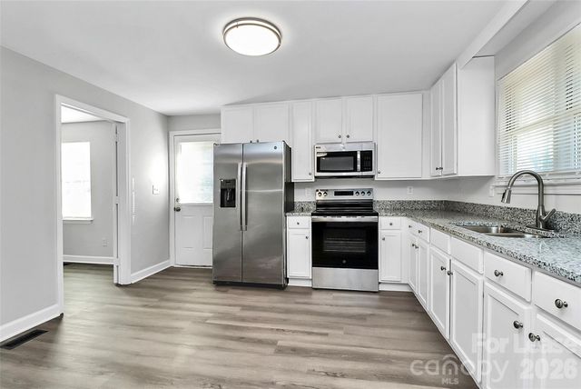 2429 Marlowe Avenue, Charlotte, NC 28208