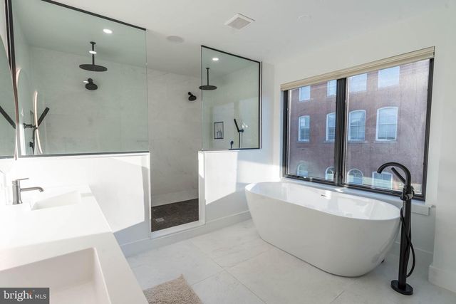 922 S BONSALL ST, Philadelphia, PA 19146