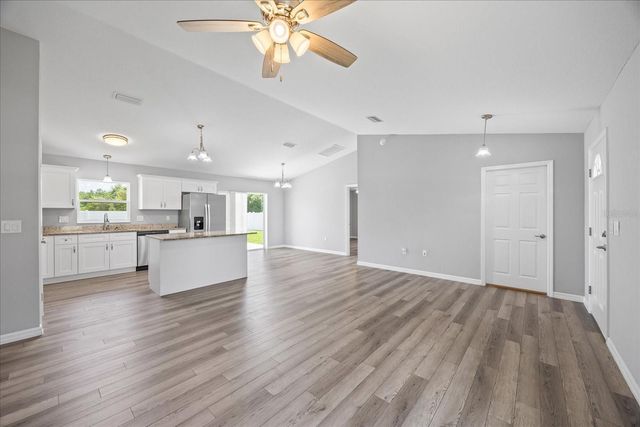5887 SW 154TH LANE ROAD, Ocala, FL 34473