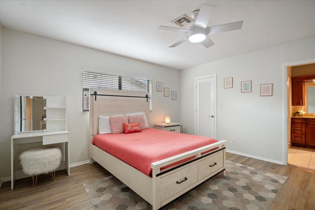2531 NW 83rd Way, Coral Springs, FL 33065
