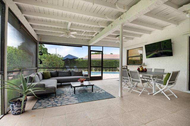 2531 NW 83rd Way, Coral Springs, FL 33065