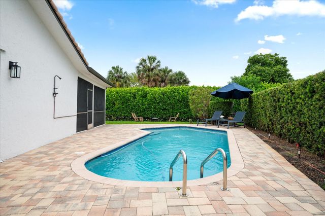 2531 NW 83rd Way, Coral Springs, FL 33065