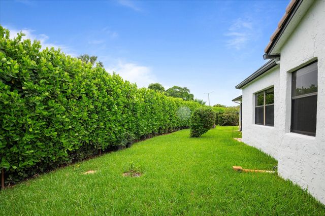 2531 NW 83rd Way, Coral Springs, FL 33065