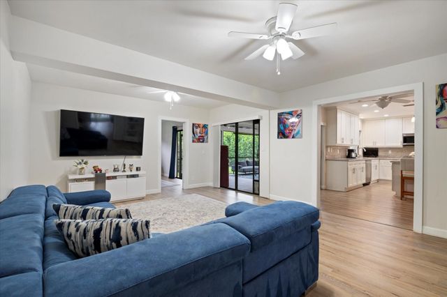2531 NW 83rd Way, Coral Springs, FL 33065