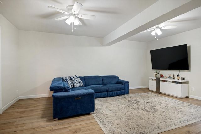 2531 NW 83rd Way, Coral Springs, FL 33065