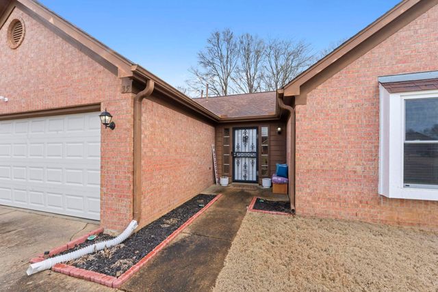 35 PINE RIDGE LN, Oakland, TN 38060