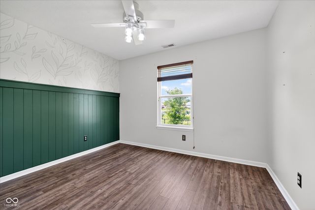 816 Heatherwood Drive, Greenwood, IN 46143