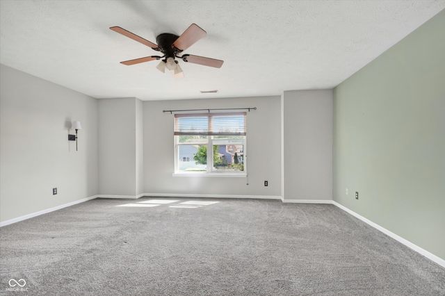 816 Heatherwood Drive, Greenwood, IN 46143
