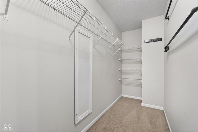 816 Heatherwood Drive, Greenwood, IN 46143