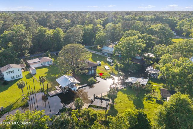 5548 Dead River Road, Gautier, MS 39553