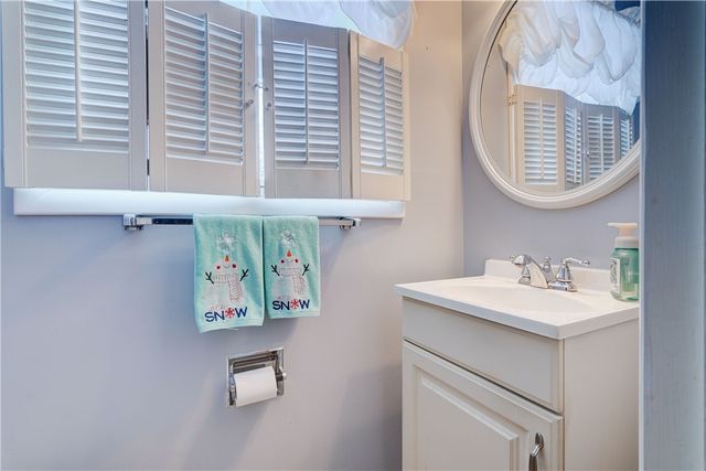 105 Winterset Drive, Penfield, NY 14625