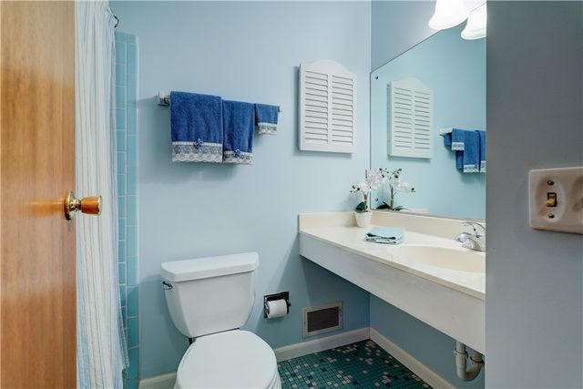 105 Winterset Drive, Penfield, NY 14625