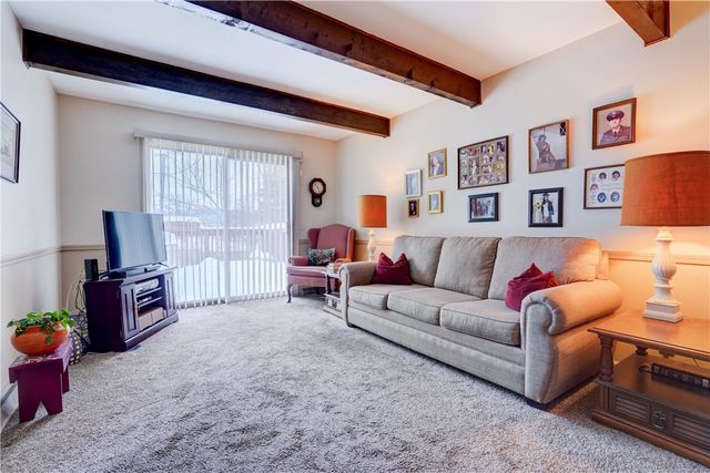 105 Winterset Drive, Penfield, NY 14625