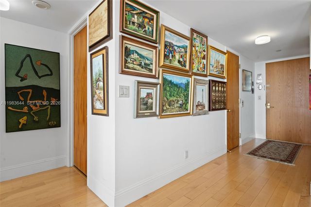 19500 Turnberry Way 16C, Aventura, FL 33180