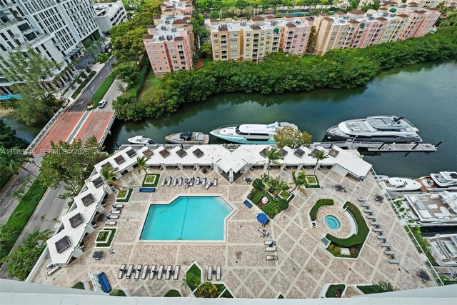 19500 Turnberry Way 16C, Aventura, FL 33180