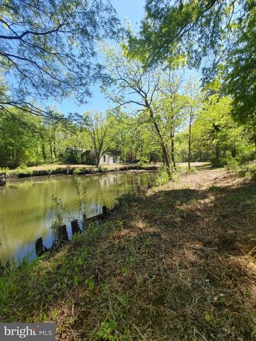 4180 SHOREHAM BEACH RD, Edgewater, MD 21037